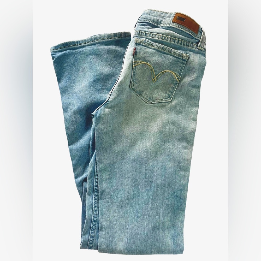 Levi’s Demicurve Low rise Bootcut Skinny Jean